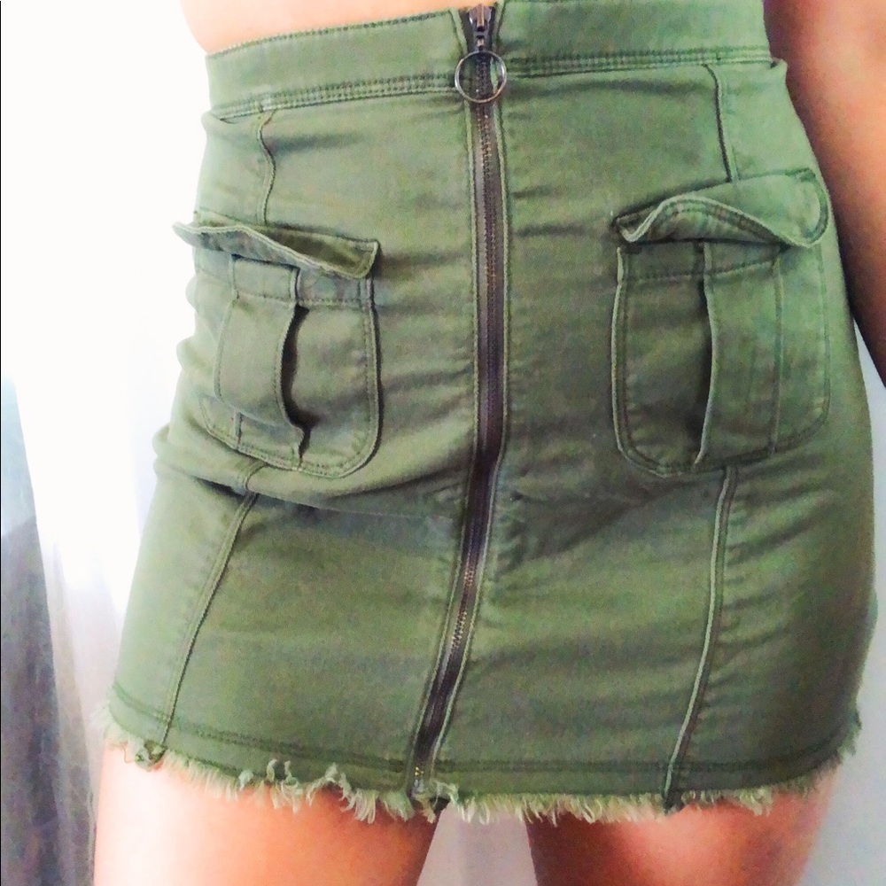 Hollister Army Green Pocket Cargo Mini Skirt